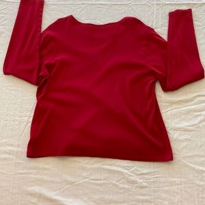 Cherokee women’s size large red tee
